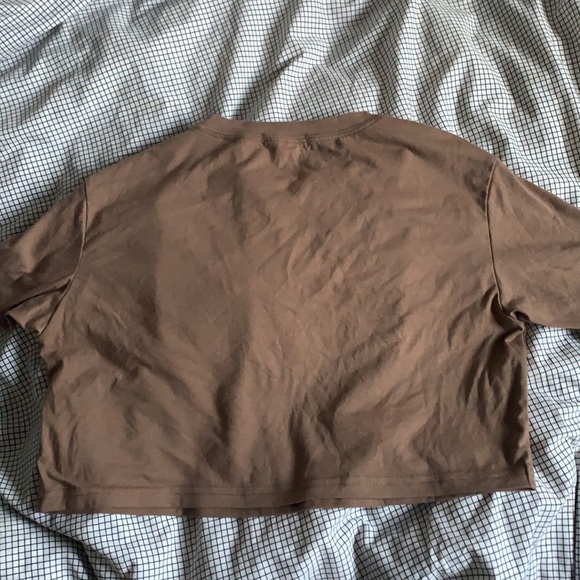 Medium brown cropped tee shirt from romwe - Picture 3 of 3
